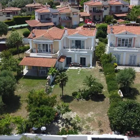 Vila Casa Marjardin 2025 *